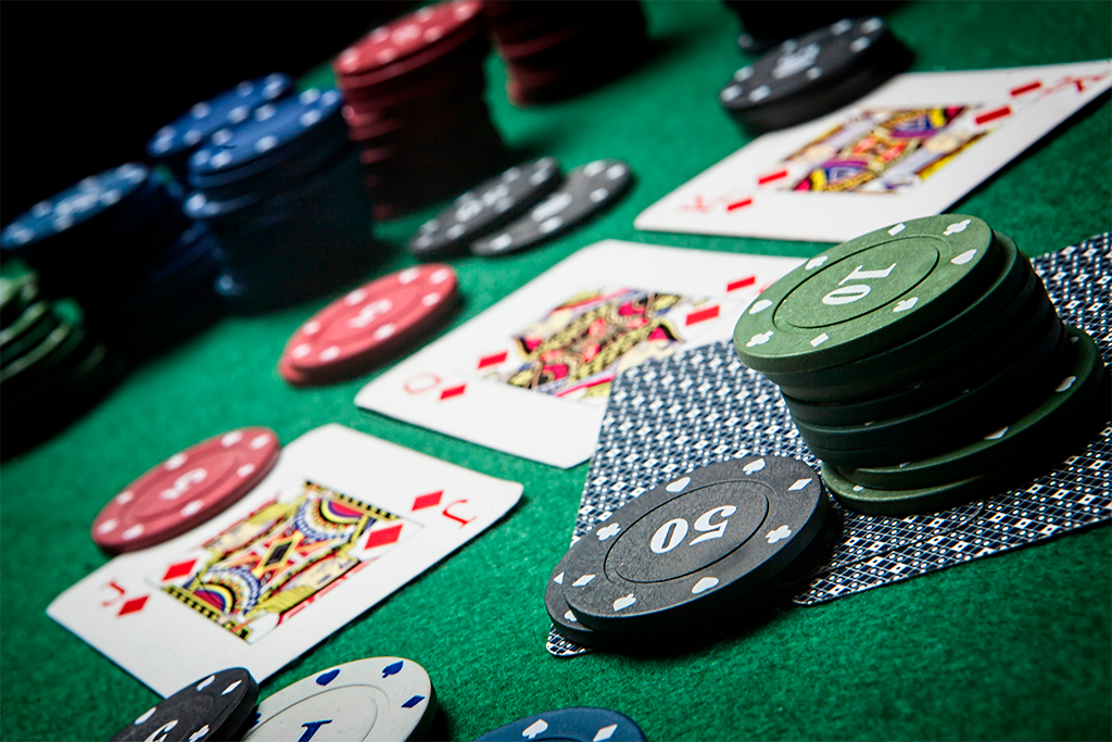 5 Dicas Infalíveis para se Tornar um Mestre do Poker Online!