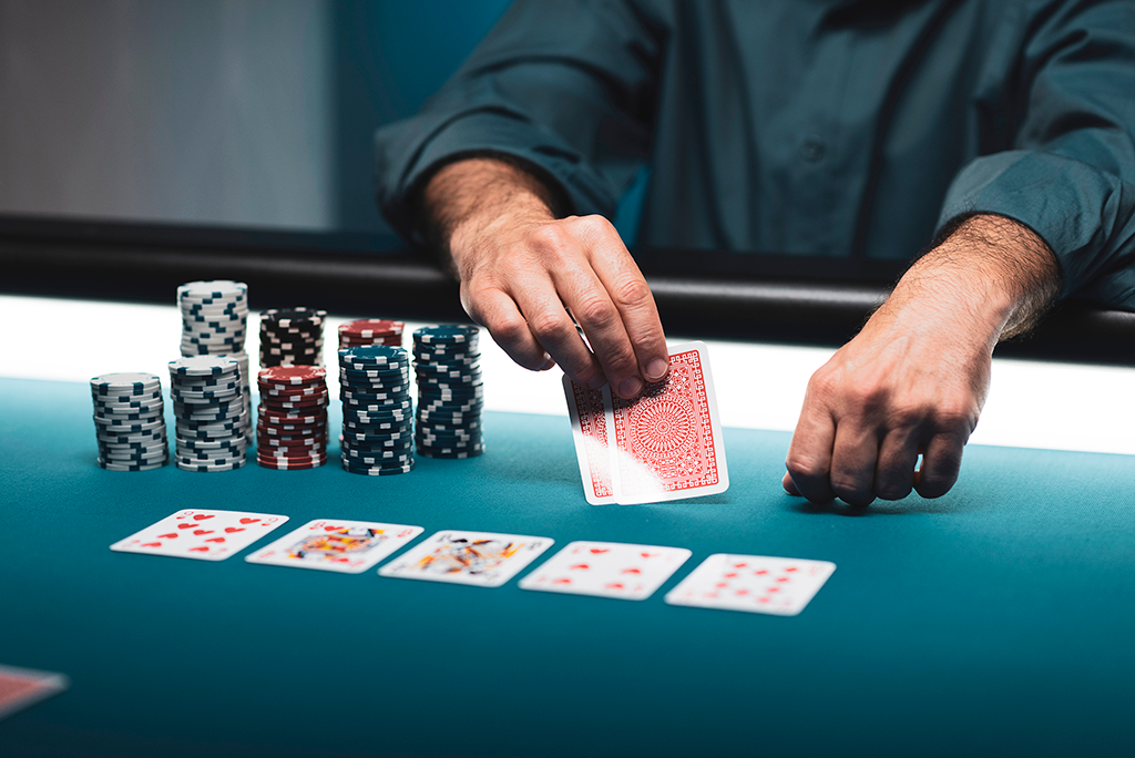 Como o Poker pode ajudar a desenvolver suas habilidades de tomada de decisão!